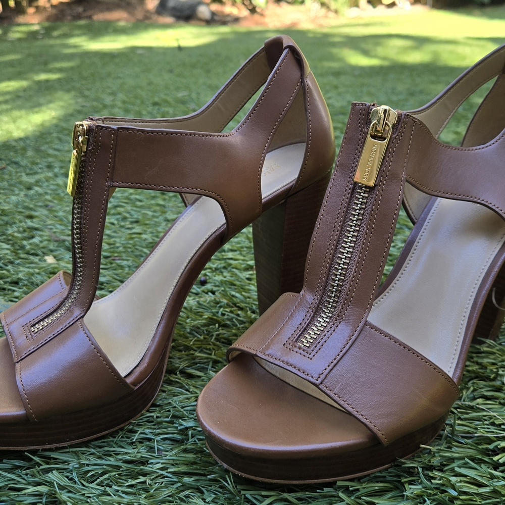 Michael Kors Tan Leather Heels with Gold Zipper
